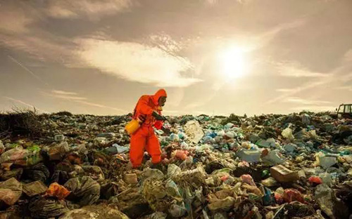 婁底市浩天環(huán)?？萍加邢薰?婁底危險廢物經(jīng)營,環(huán)保技術(shù)開發(fā)及咨詢推廣,環(huán)境設(shè)施建設(shè),危險廢物運(yùn)營管理